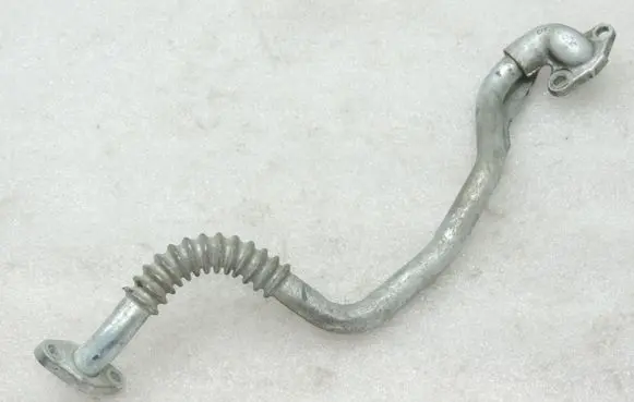 Toyota Corolla Verso AR10 Turbo turbocharger oiling pipe/hose 1547426010