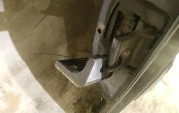 Audi A2 Rear door lower hinge