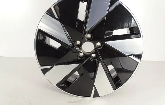 Volvo XC40 Original wheel cap 32294212