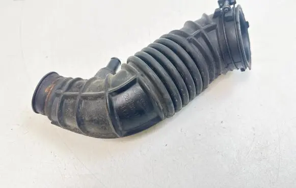 Hyundai i30 Air intake hose/pipe 281381M250