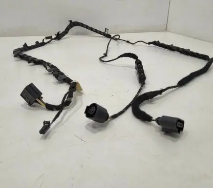 Volkswagen Touran I Tailgate/trunk wiring harness C1T0147A05