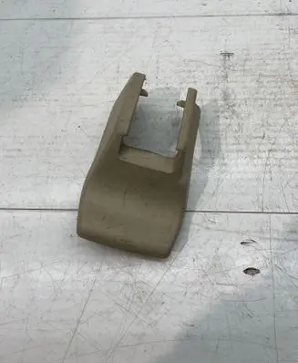 Lexus IS 220D-250-350 Front passenger seat rail trim 7213753040