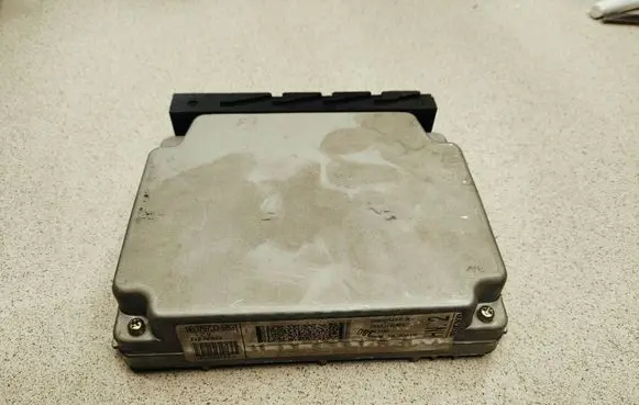 Volvo S80 Engine control unit/module MB0797008831 08627471A 0000140632