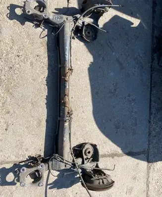 Peugeot 5008 Rear axle beam 
