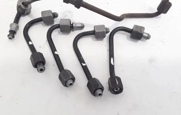 Mercedes-Benz A W169 Fuel injector supply line/pipe 