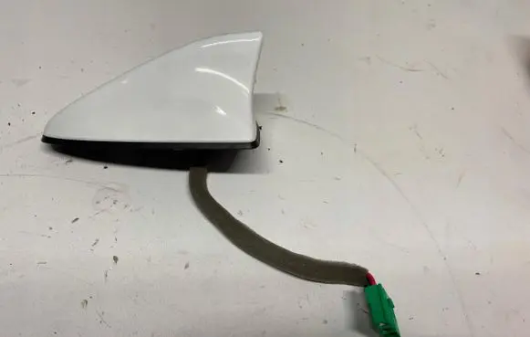 KIA Ceed Aerial GPS antenna