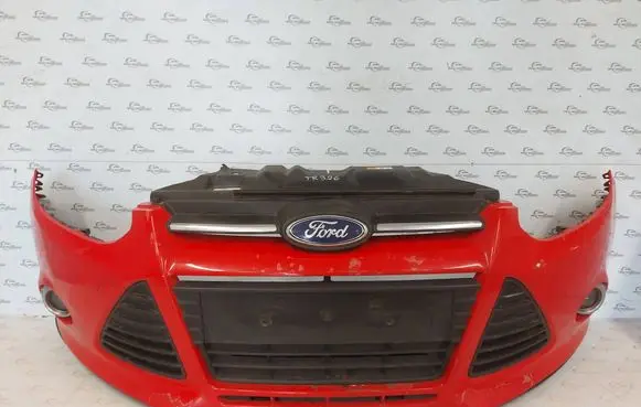 Ford Focus Front bumper BM5117757A