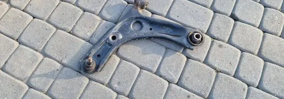 Citroen C1 Front lower control arm/wishbone 