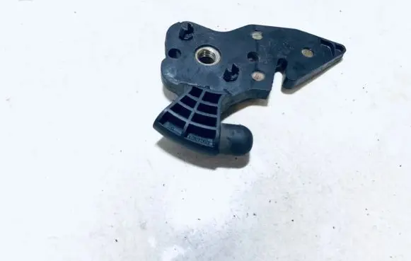 Renault Laguna II Seat back rest lock catch 8200001824