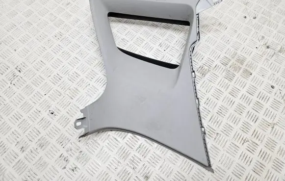 Volkswagen Golf Sportsvan (C) pillar trim 510867287