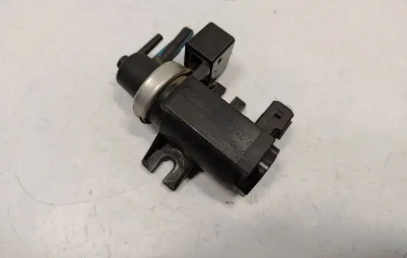 Valve vacuum