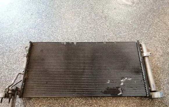 Hyundai Santa Fe A/C cooling radiator (condenser)