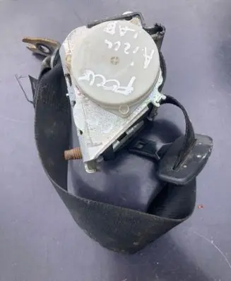 Ford Focus Rear seatbelt 40603 040676