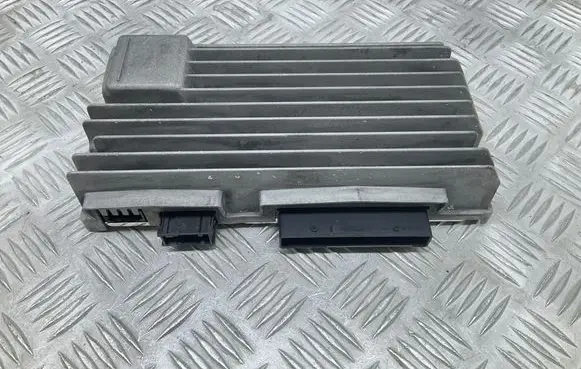 Audi A5 8T 8F Sound amplifier 8F1035223A