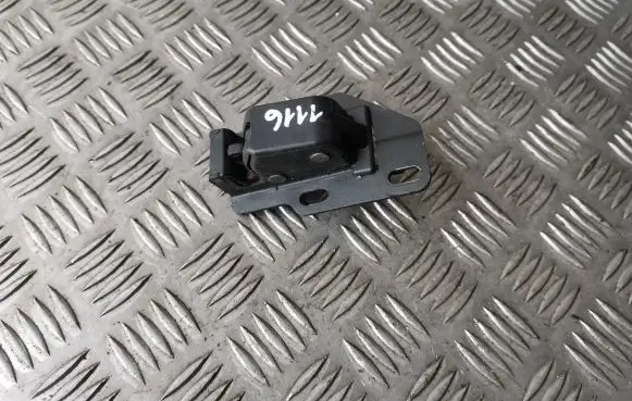 Loading door lock