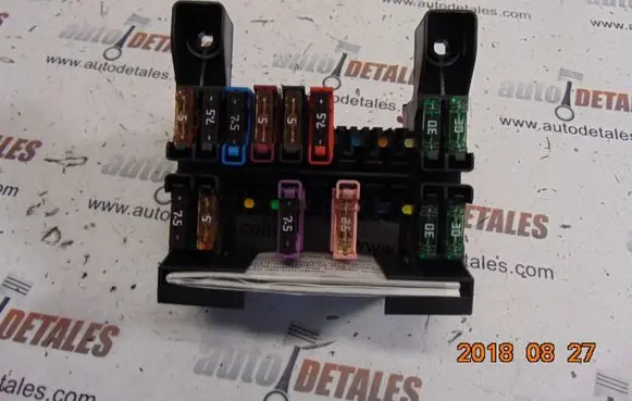 Mercedes-Benz E W211 Fuse module A2115450301