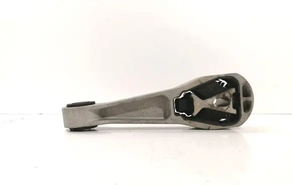 Volvo V40 Engine mount bracket 31359642