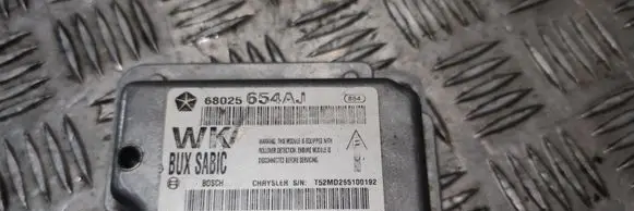 Jeep Grand Cherokee Airbag control unit/module 68025654AJ