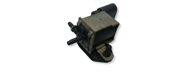 Volkswagen Golf IV Turbo solenoid valve 028906283N