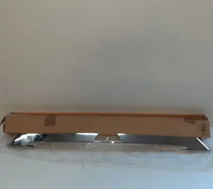 Mitsubishi Outlander Tailgate trim 0408E