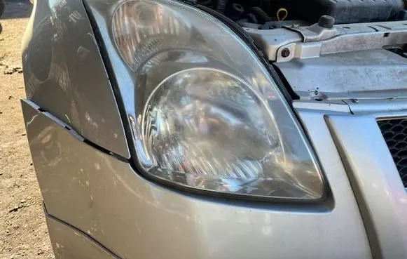 Suzuki Swift I Headlight/headlamp 