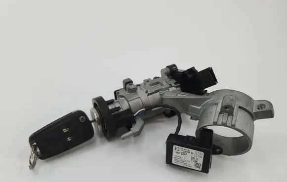 Opel Insignia A Ignition lock 13502301 909CPK4R0