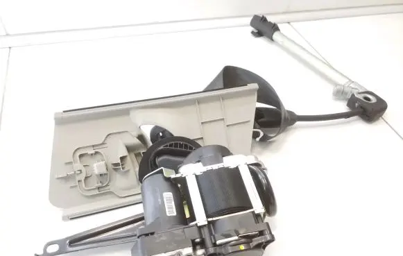 Skoda Enyaq iV Front seatbelt 5LA857706E 653660000A