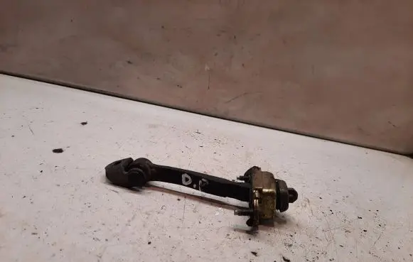 Ford Mondeo Mk III Front door check strap stopper