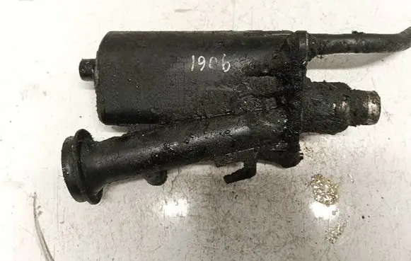 Renault Trafic II (X83) Oil breather separator 8200140763