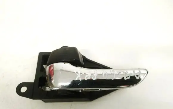 Toyota Avensis Verso Front door interior handle