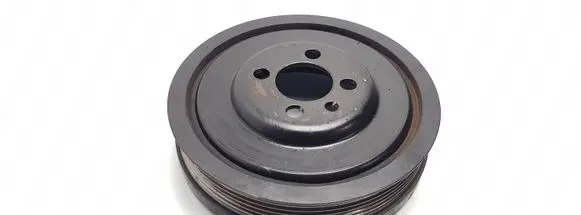 Volkswagen PASSAT B6 Crankshaft pulley 03G105243