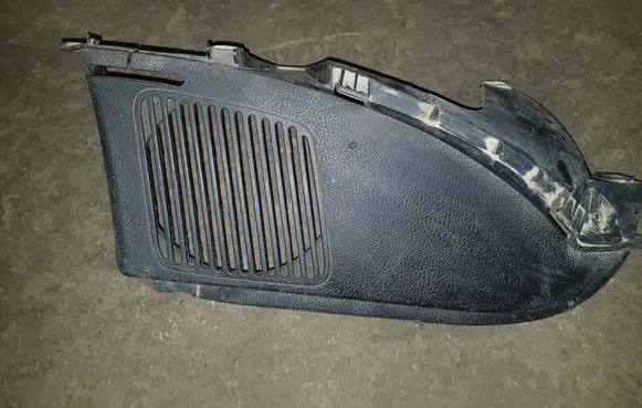 BMW 3 E36 Parcel shelf speaker trim grill 8146525