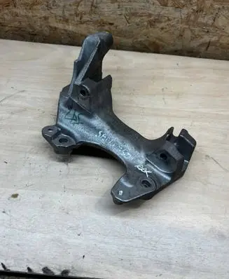 Dacia Sandero Generator/alternator bracket 117104394R
