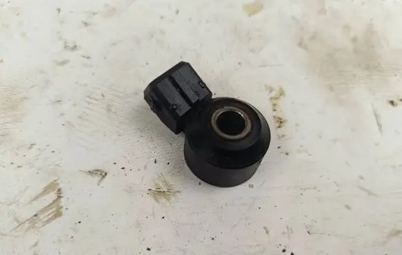 Detonation knock sensor