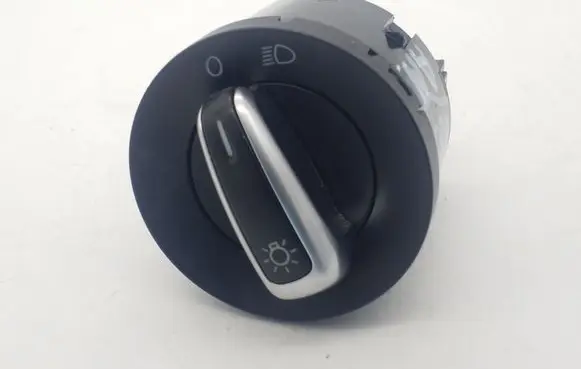 Volkswagen Tiguan Light switch 3C8941431F