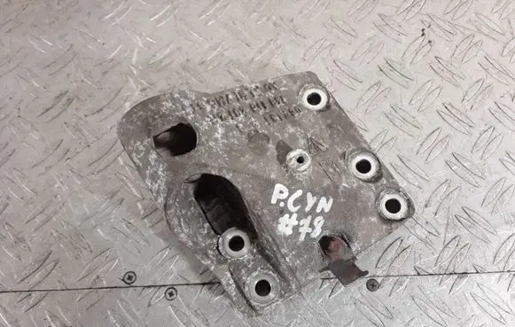 Porsche Cayenne (9PA) Engine mounting bracket 9481152012R