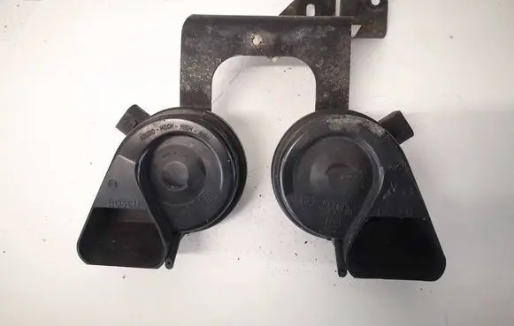 Audi A6 S6 C6 4F Horn signal E9011165