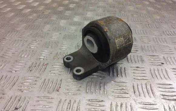 Land Rover Range Rover Sport L494 Gearbox mount 5H226068AB