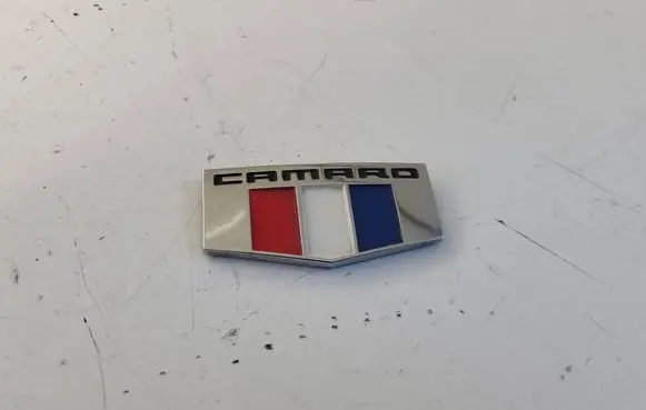 Chevrolet Camaro Fender model badge letters 3184152