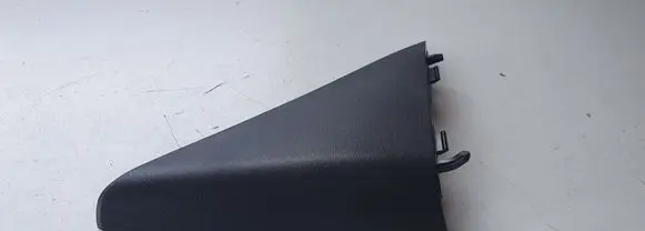 Opel Mokka X Front door glass trim molding