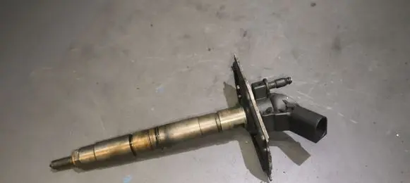 Audi A4 S4 B7 8E 8H Fuel injector 0986435358 0986435