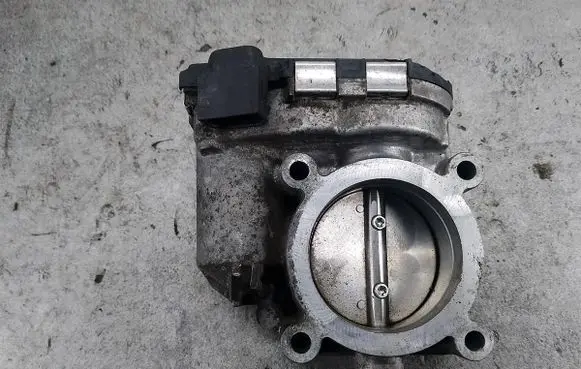 Mercedes-Benz B W245 Throttle body valve A2661410525