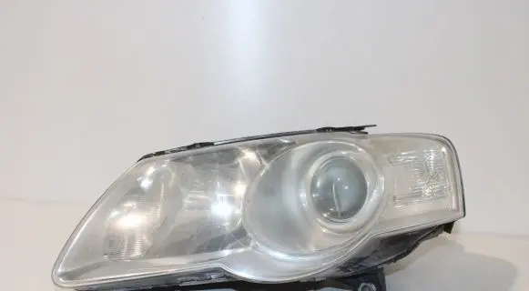 Volkswagen PASSAT B6 Headlight/headlamp 3C0941005AB