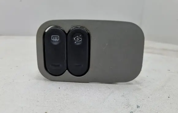 Renault Kangoo I Windscreen/window heater switch 180121C 093829B 8200317497C