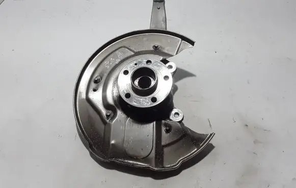 Volvo XC90 Front wheel hub 32298140