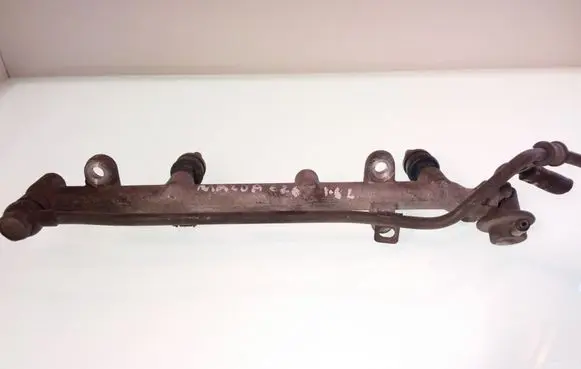 Mazda 626 Fuel main line pipe