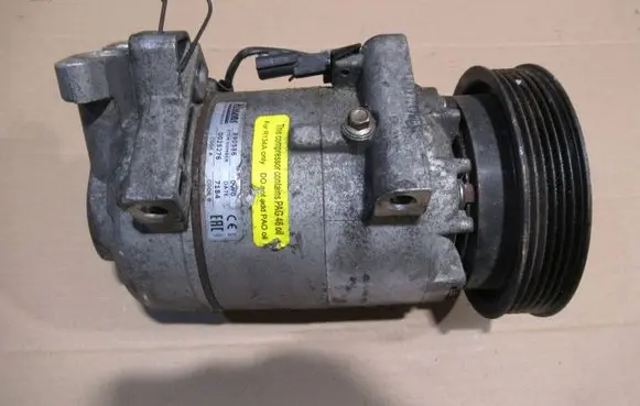 Renault Megane II Air conditioning (A/C) compressor (pump) 890586 0025276