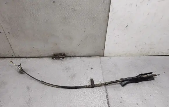 KIA Sorento Gear shift cable linkage 467003E920