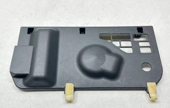 Dashboard lower bottom trim panel
