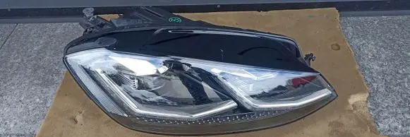 Volkswagen Golf VII Headlight/headlamp 5G1941036L